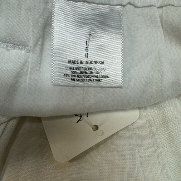 Old Navy, Men, 2 Shorts $16 Each, Beige, White, Sz L, Bermuda, Zip, Cord.! - Picture 9 of 12